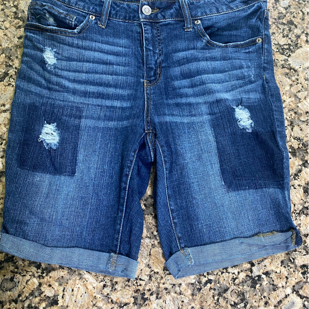 A.n.a. a new approach jeans. Time and Tru